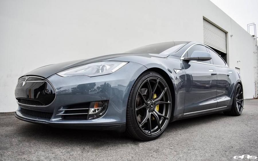 tesla model s vorsteiner